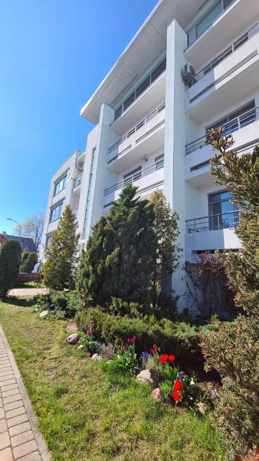 Spacious Condo 5 Min To Jurmala Beach Eksteriør billede